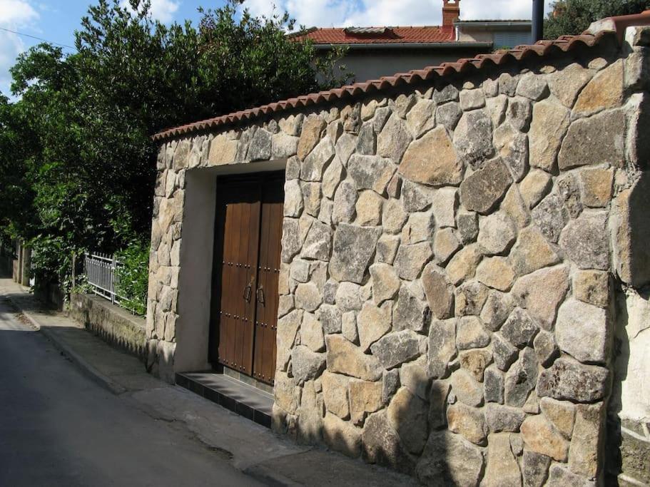 Villa Casa De Cucu Navaluenga Ávila Exterior foto